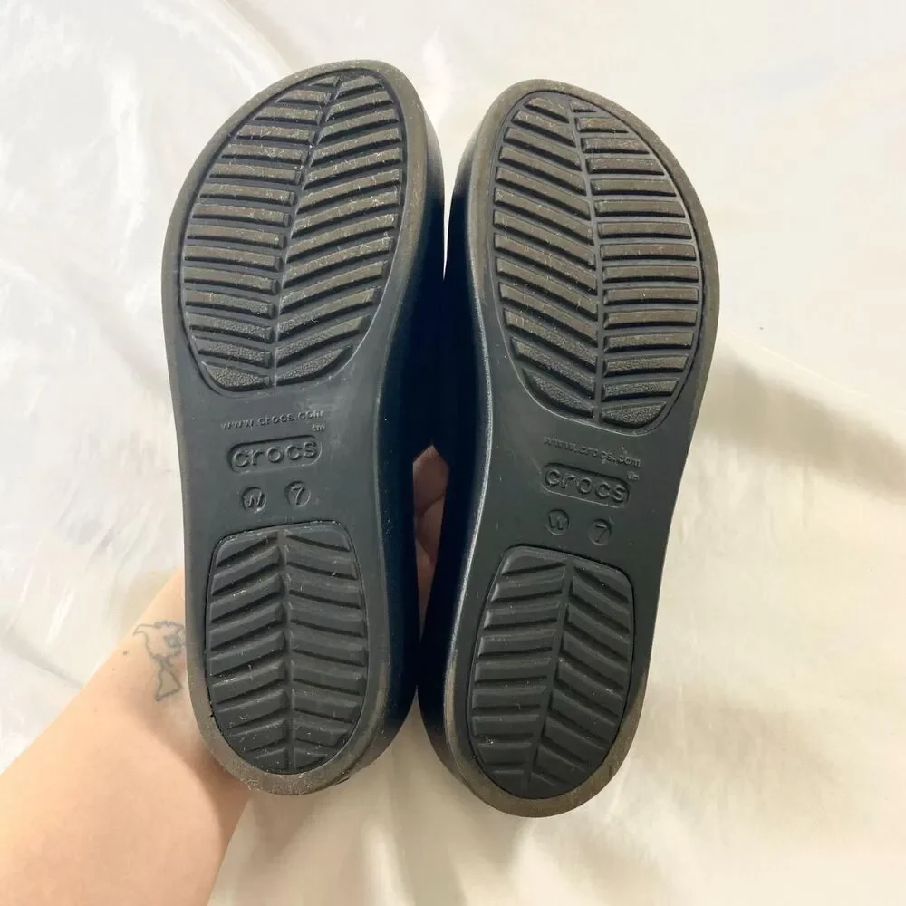 Chunky Black Crocs Platform Slide Sandals 208728 Brooklyn Slide US 7 W Wide Fit